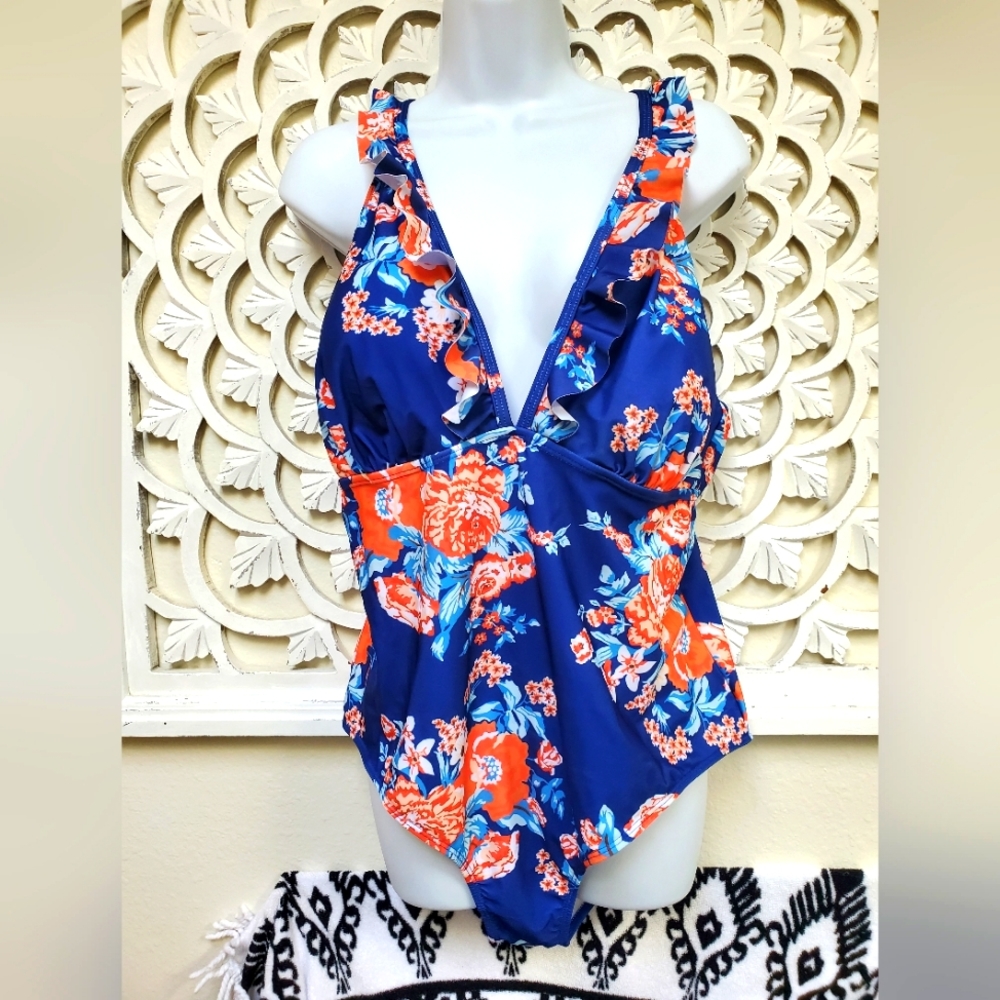Perfectly Unique Floral Ruffle One Piece Swimsuit 3X NWOT